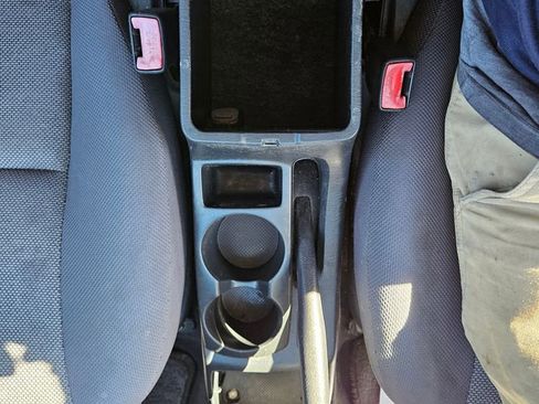 Used 2003 Toyota Matrix XRS image 15