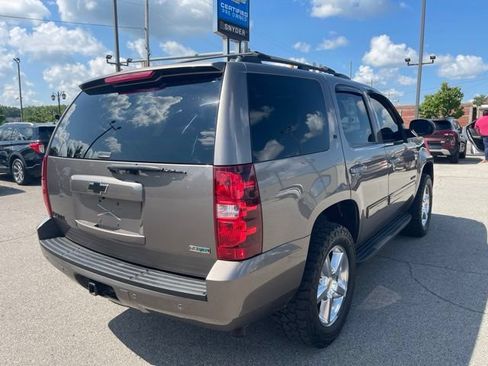Used 2011 Chevrolet Tahoe LT AWD/4WD image 3