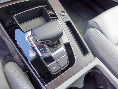 Used 2023 Audi Q5 e Premium Plus w/ Premium Plus Package image 20