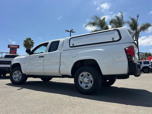 Used 2021 Toyota Tacoma SR RWD image 3