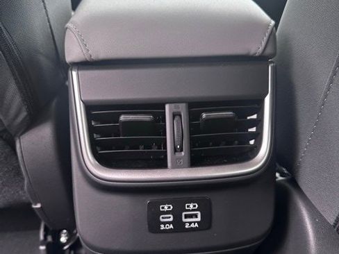 New 2025 Subaru Outback Premium image 27