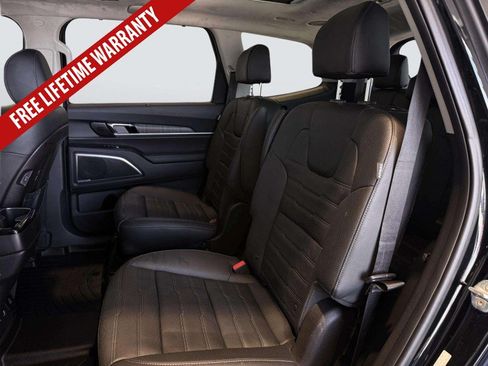Used 2023 Kia Telluride AWD image 36
