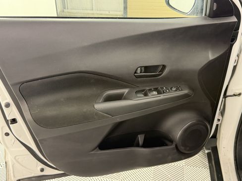 Used 2024 Nissan Kicks S FWD image 13