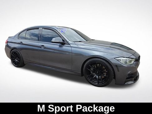 Used 2018 BMW 340i xDrive Sedan w/ Premium Package AWD/4WD image 7
