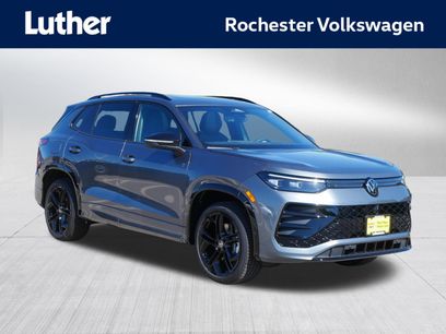New 2025 Volkswagen Tiguan SE R-Line