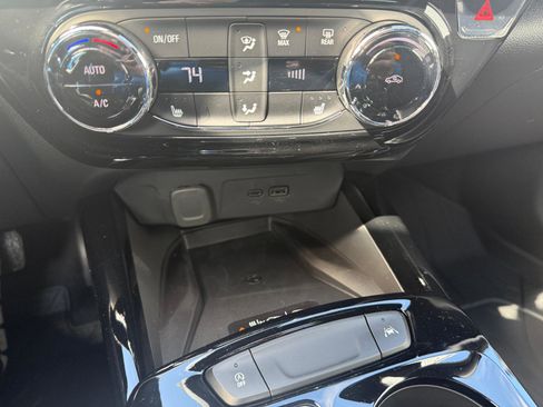 New 2026 Chevrolet Trax RS FWD image 19