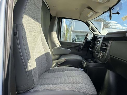 New 2025 Chevrolet Express 3500 w/ Power Convenience Package image 24