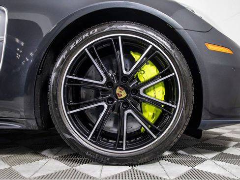 Used 2018 Porsche Panamera Turbo S Executive image 46