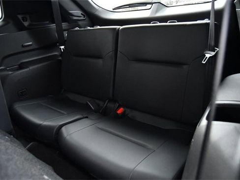 Used 2023 Mitsubishi Outlander SE image 23