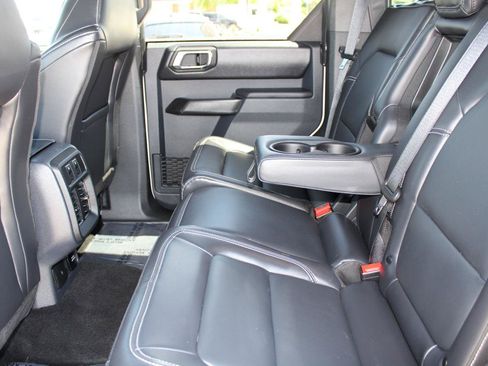 Used 2025 Ford Bronco Outer Banks AWD/4WD image 54
