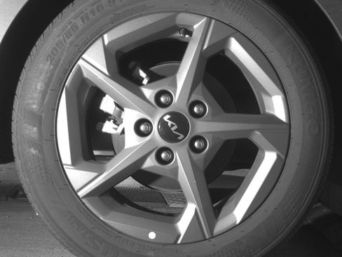 Used 2025 Kia K4 LXS image 15