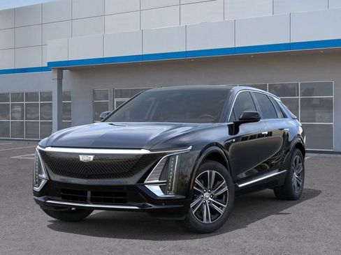 New 2026 Cadillac Lyriq Luxury image 6