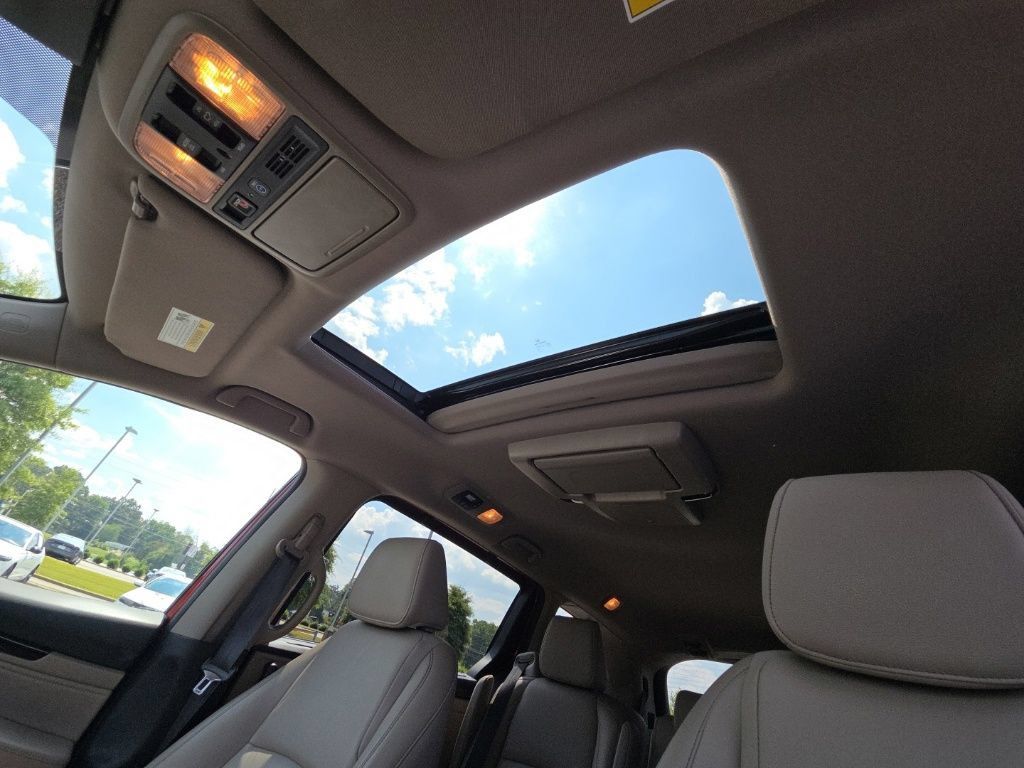 Used 2024 Honda Odyssey Touring image 31