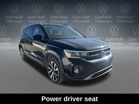Used 2022 Volkswagen Taos SE image 9