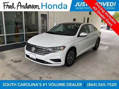 Used 2019 Volkswagen Jetta SE w/ Cold Weather Package