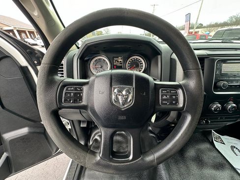 Used 2018 RAM 1500 Tradesman w/ Chrome Appearance Group AWD/4WD image 12
