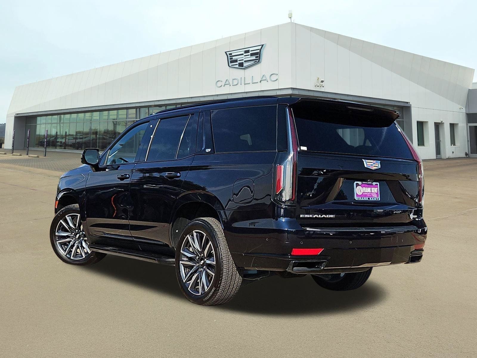 Used 2023 Cadillac Escalade Sport AWD/4WD image 4