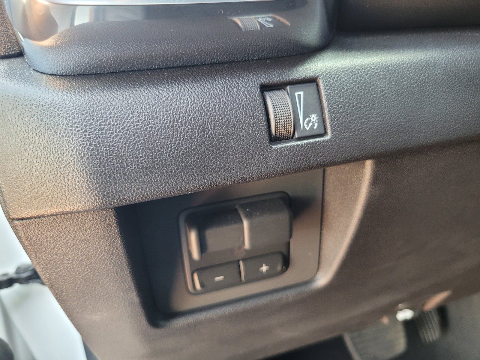 Used 2026 GMC Canyon Elevation w/ Convenience Package AWD/4WD image 16