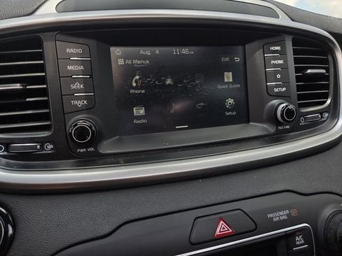 Used 2020 Kia Sorento EX FWD image 8