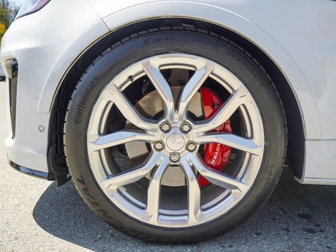 Used 2022 Land Rover Range Rover Sport SVR image 90