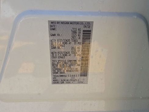 Used 2016 INFINITI QX60 Luxe w/ Deluxe Technology Package image 32