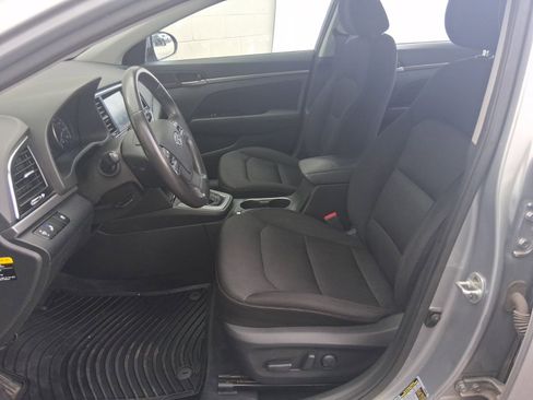 Used 2017 Hyundai Elantra Value Edition w/ Cargo Package FWD image 15