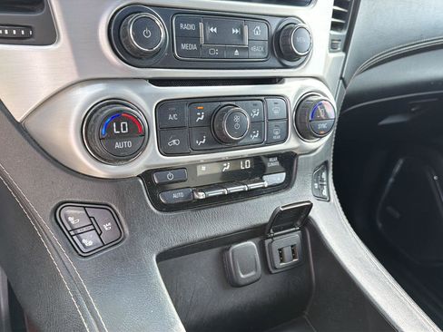 Used 2016 GMC Yukon XL SLT w/ Premium Edition RWD image 27