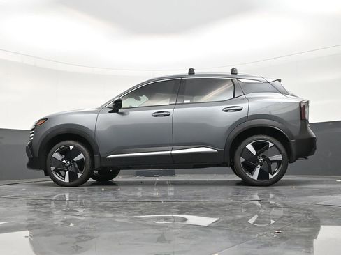 Used 2026 Nissan Kicks SR FWD image 22