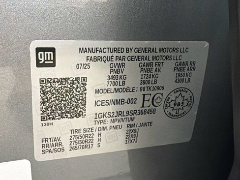 Used 2025 GMC Yukon XL Denali w/ Sun & Power Step Package AWD/4WD image 40