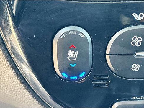 Used 2016 Kia Soul ! w/ Premium Package FWD image 21