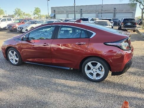 Used 2018 Chevrolet Volt LT w/ LT Driver Confidence Package FWD image 24