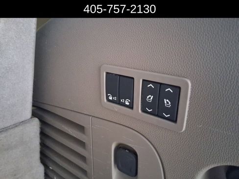 Used 2018 Chevrolet Tahoe LT w/ LT Signature Package image 13