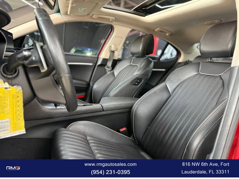 Used 2022 Genesis G70 2.0T w/ Prestige Package AWD/4WD image 18