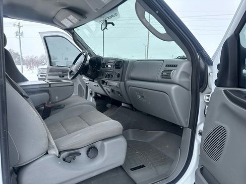 Used 2007 Ford F350 XLT image 34
