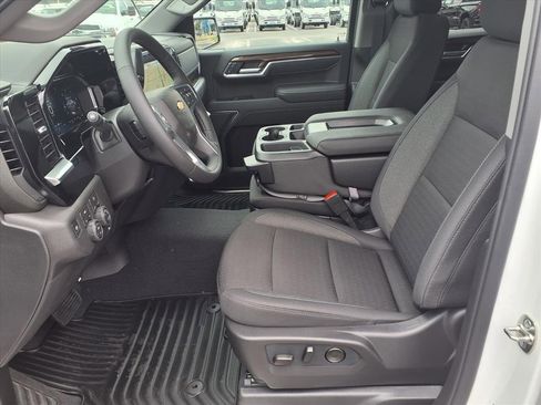 New 2026 Chevrolet Silverado 1500 LT image 6