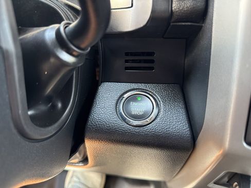 Used 2017 Ford F250 Lariat w/ Lariat Ultimate Package image 23