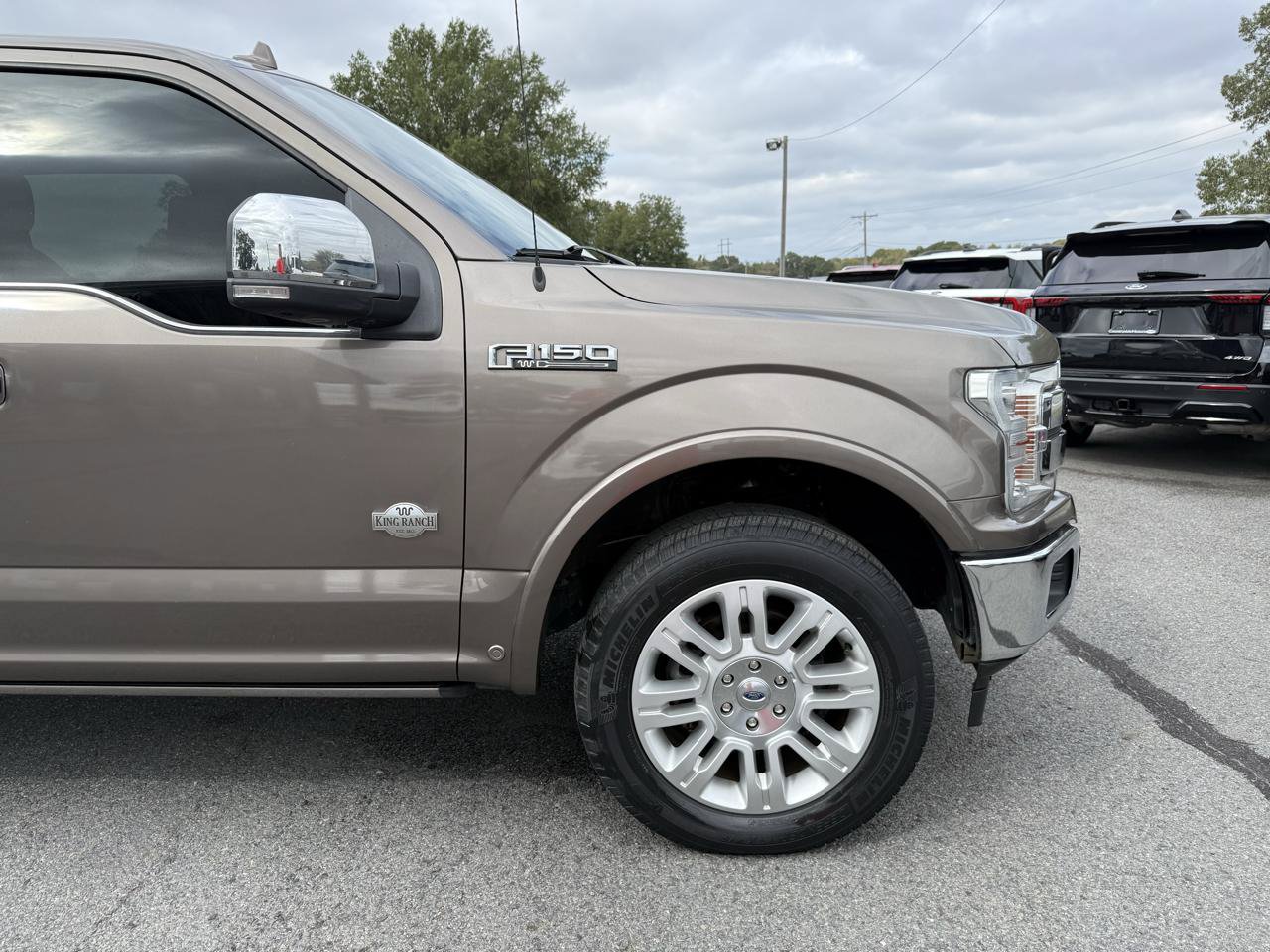 Used 2019 Ford F150 King Ranch w/ Equipment Group 601A Luxury AWD/4WD image 45
