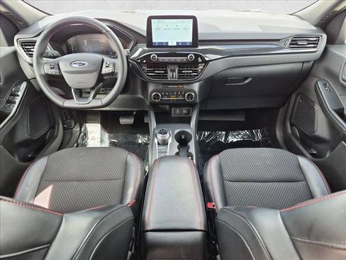 Used 2025 Ford Escape ST-Line AWD/4WD image 18