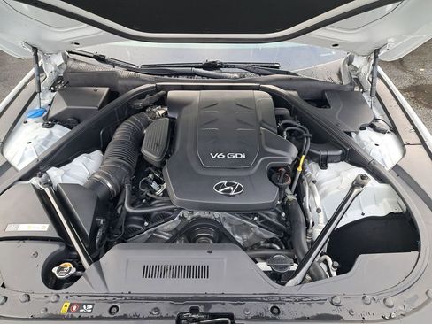 Used 2015 Hyundai Genesis 3.8 w/ Option Group 03 image 19