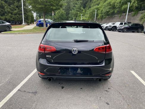 Used 2017 Volkswagen GTI S FWD image 4