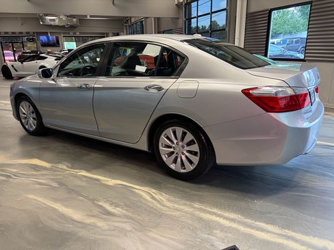 Used 2015 Honda Accord EX-L image 37