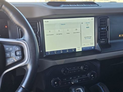 Used 2021 Ford Bronco Wildtrak image 10