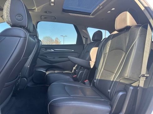 Used 2021 Buick Enclave Avenir w/ Avenir Technology Package image 11