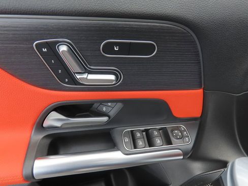 Certified 2025 Mercedes-Benz GLA 35 AMG 4MATIC image 23