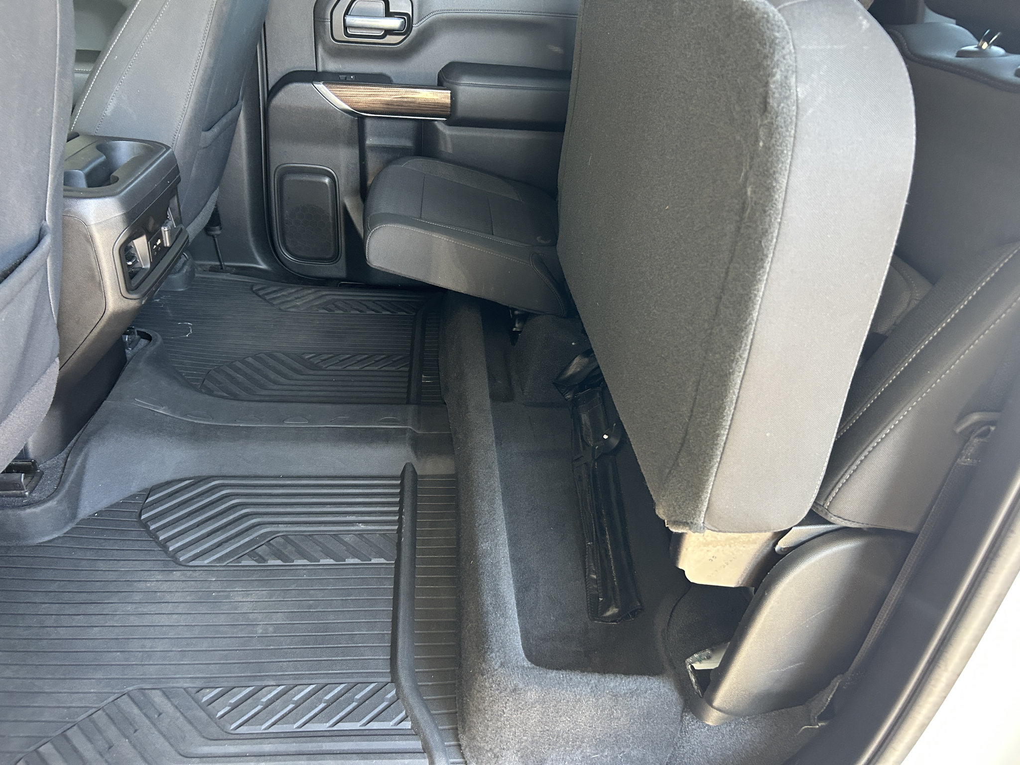 Used 2020 Chevrolet Silverado 1500 RST AWD/4WD image 23