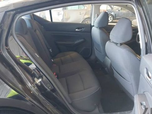 Used 2020 Nissan Altima 2.5 S AWD/4WD image 7