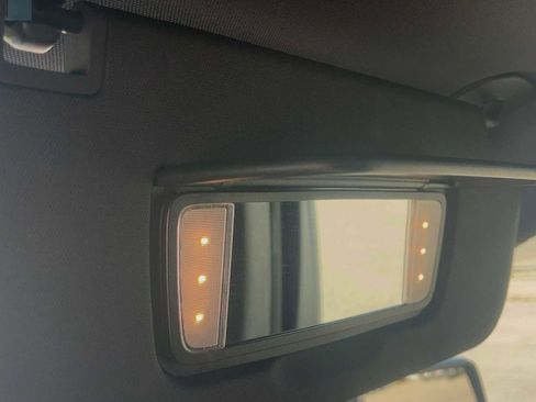Used 2019 GMC Sierra 1500 AT4 w/ AT4 Preferred Package AWD/4WD image 28