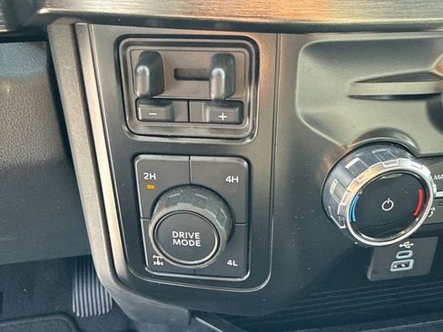 Used 2025 Ford F350 Lariat w/ Camper Package image 22