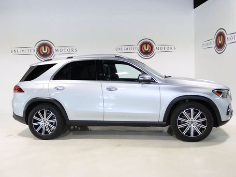 Used 2025 Mercedes-Benz GLE 350 4MATIC w/ Winter Package image 5