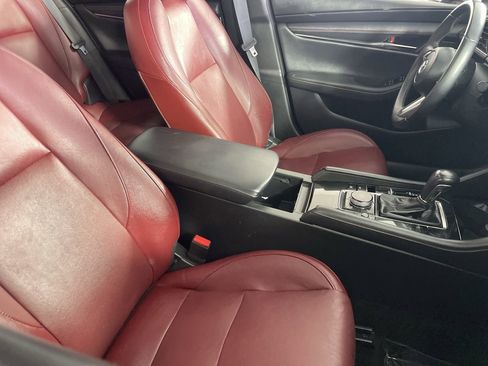 Used 2024 MAZDA MAZDA3 s image 26